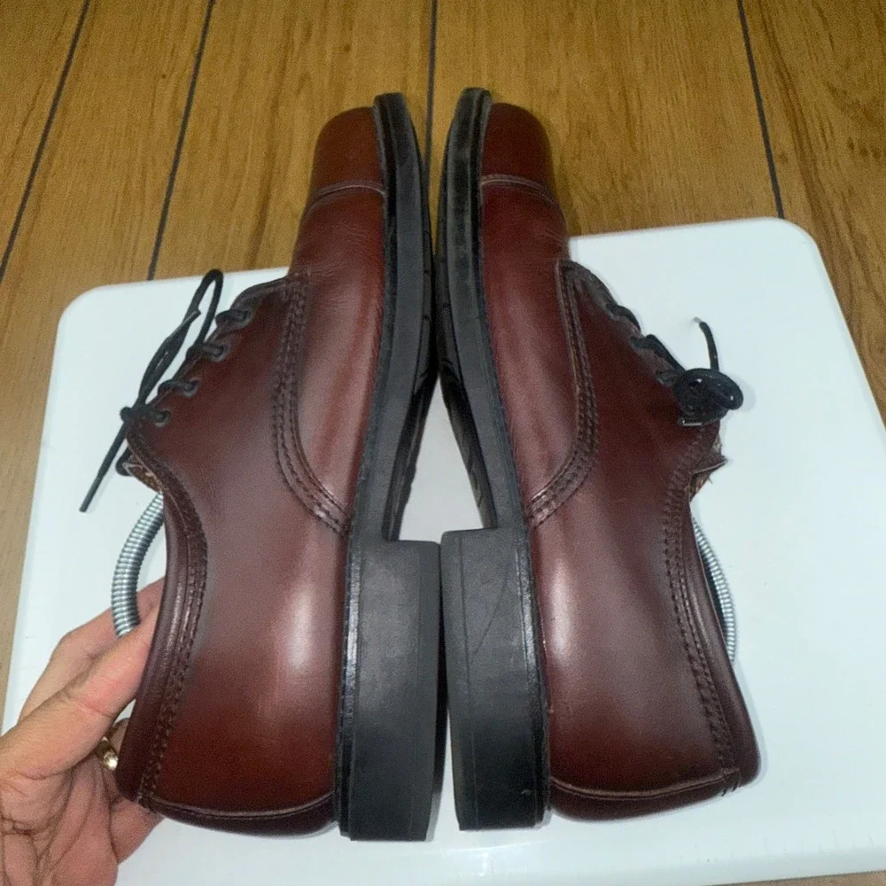 Dockers Mens Size 12M‎ Burgundy Leather Cap Toe Oxford Dress Shoes Lace Up